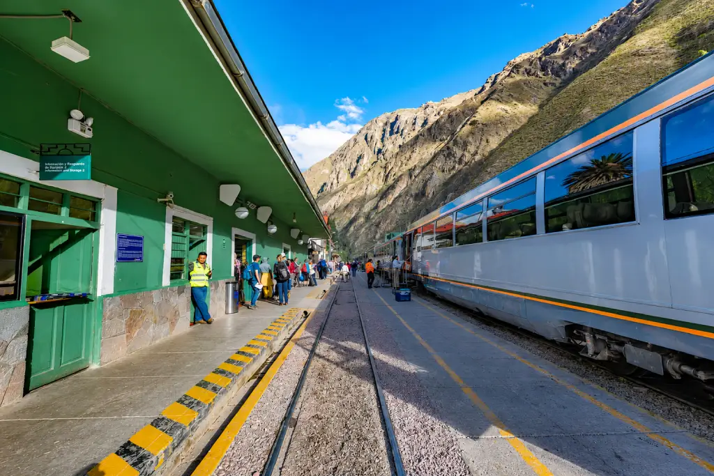 Cusco Airport → Poroy Station