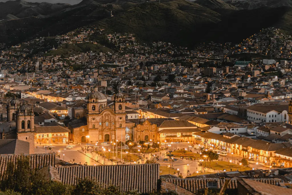 Ollantaytambo → Cusco Private Transfer